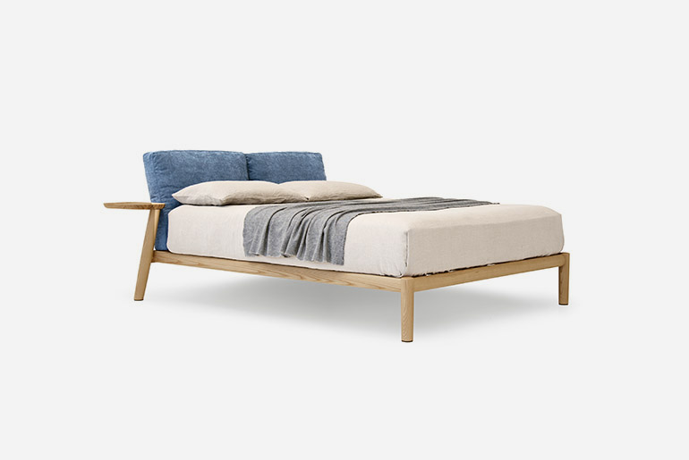 modern italian bed design Pianca