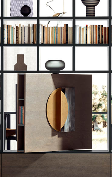 spazioteca libreria bifacciale con porta tv girevole a 360° pianca