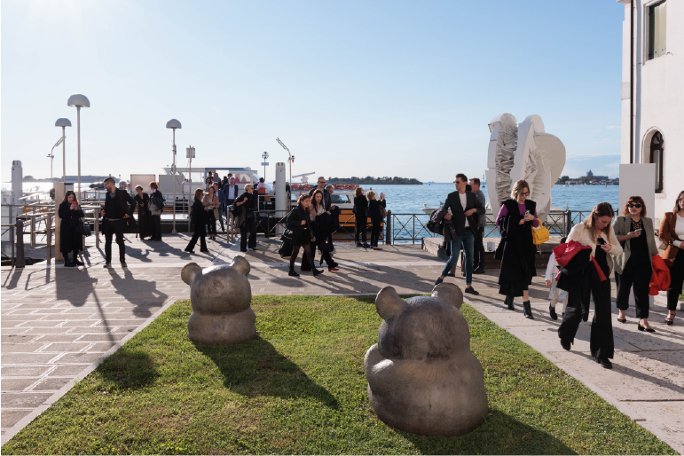 L'arrivo degli ospiti sull'isola di San Servolo in occasione del Venice Innovation Design intermezzo