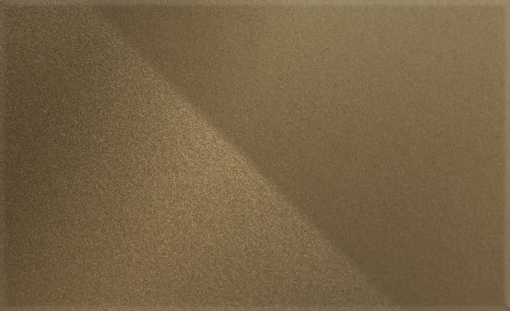 135 Bronzo lacquered